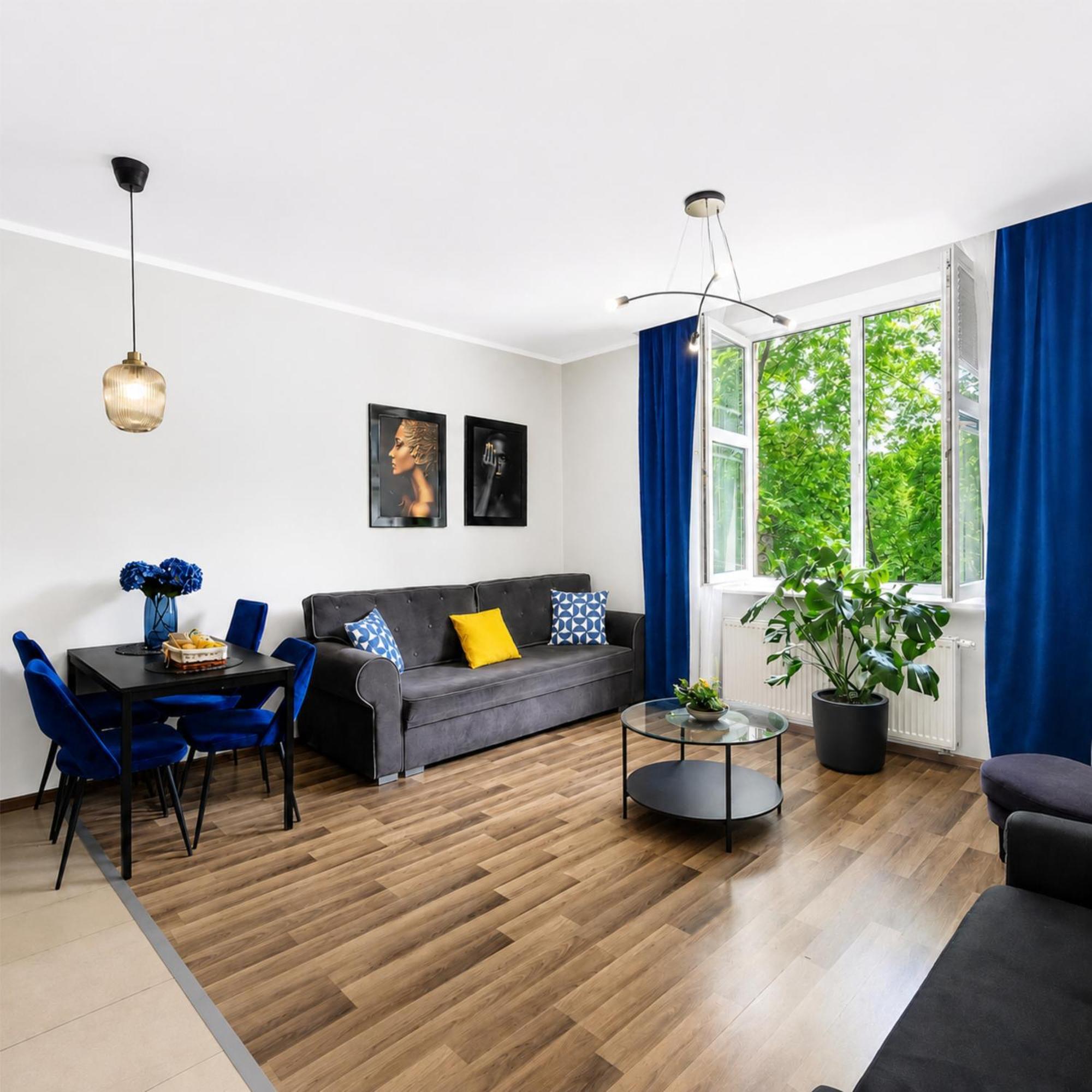 Jm 2 Apartment 3 Min Walk From Main Station & Old Town - Free Parking, Krakow